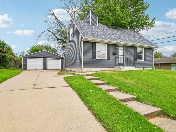 119 Heath Street NW, Cedar Rapids, IA 52405