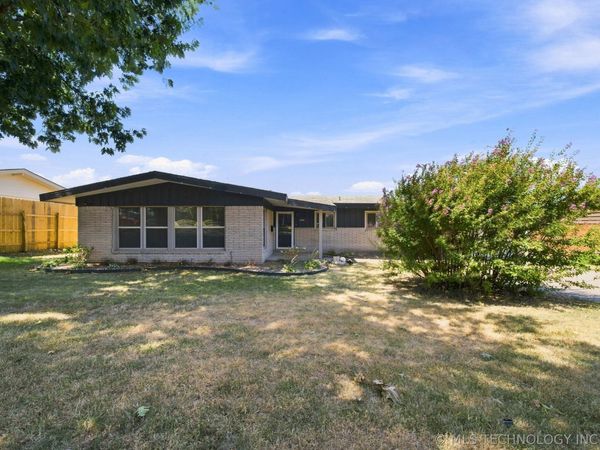 1754 S Canton Avenue , Tulsa, OK 74112