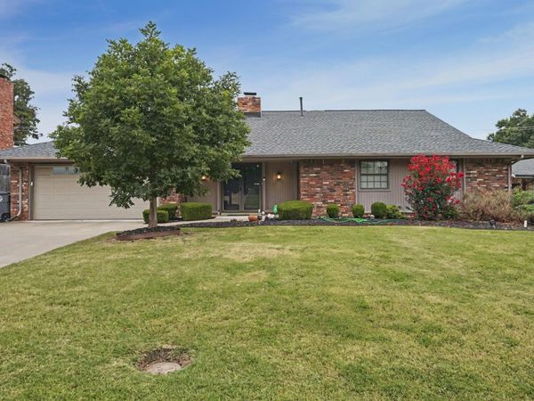 7617 66th Street , Tulsa, OK 74133