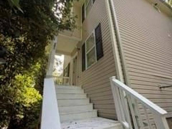 495 FAIRLANE Circle NW, Atlanta, GA 30331