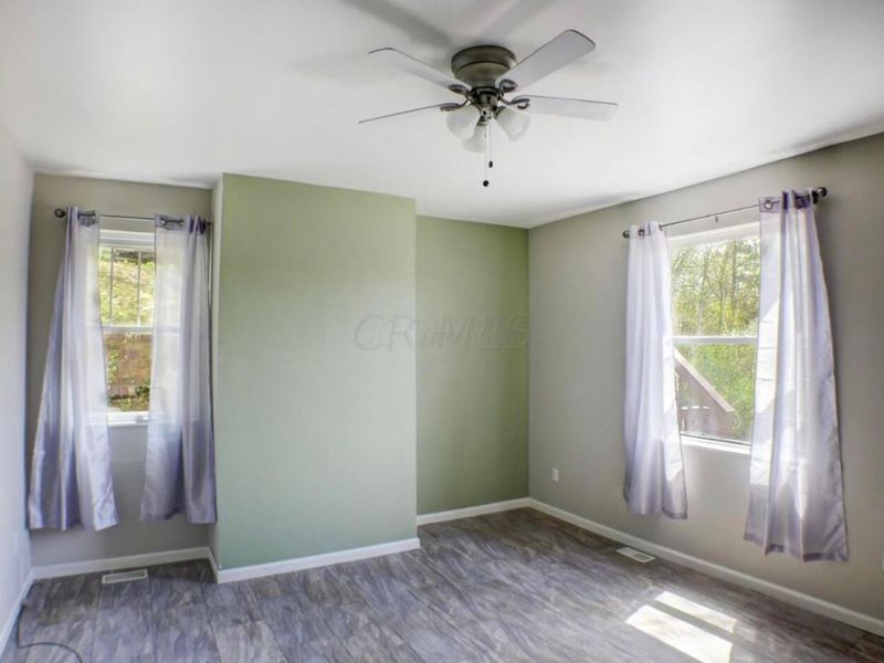 106 E Franklin Street, Nelsonville, OH 45764 Photo 3