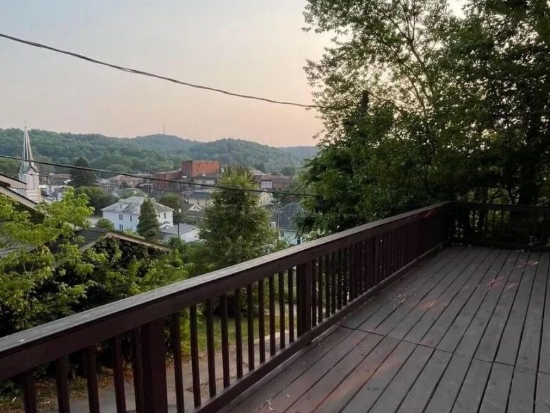 106 E Franklin Street, Nelsonville, OH 45764 Photo 5