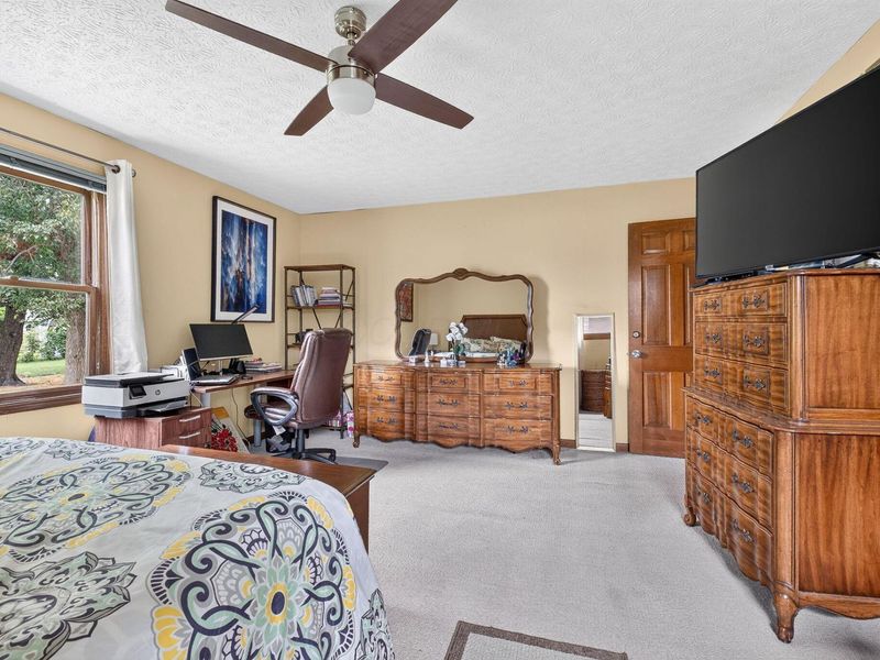 2101 Walnut Hill Park Drive, Columbus, OH 43232 Photo 22