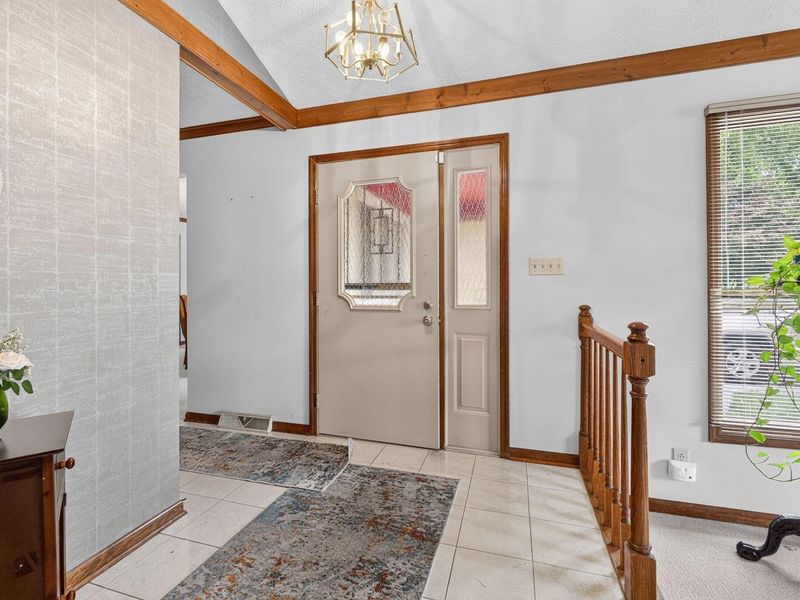 2101 Walnut Hill Park Drive, Columbus, OH 43232 Photo 5