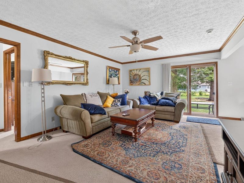 2101 Walnut Hill Park Drive, Columbus, OH 43232 Photo 9