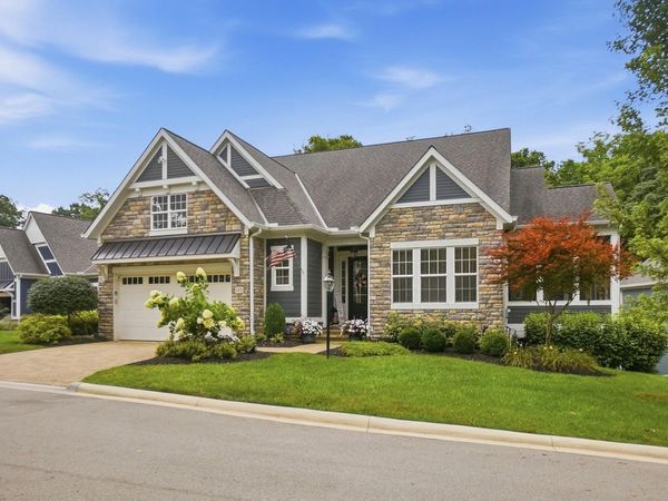 3472 Westbrook Place , Lewis Center, OH 43035