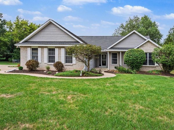 7633 N 26th Street, Kalamazoo, MI 49004