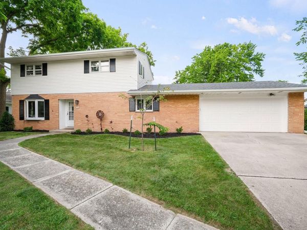 1504 W Decorah ROAD, West Bend, WI 53095
