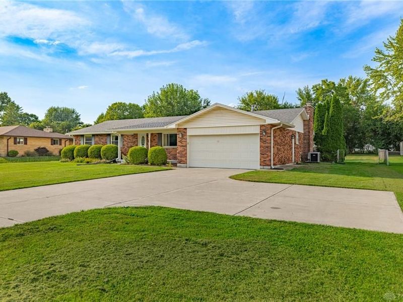2854 Kemp Road, Beavercreek, OH 45431 Photo 2