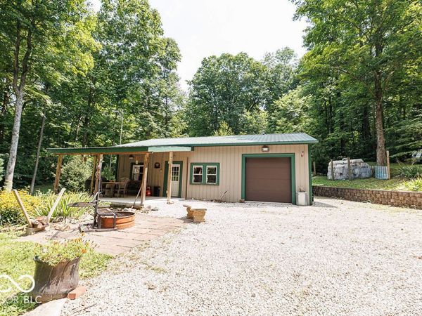 1405 Lakeside Drive, Spencer, IN 47460