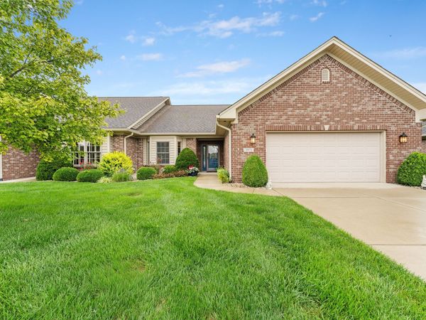 3971 Melbourne Drive , Columbus, IN 47203