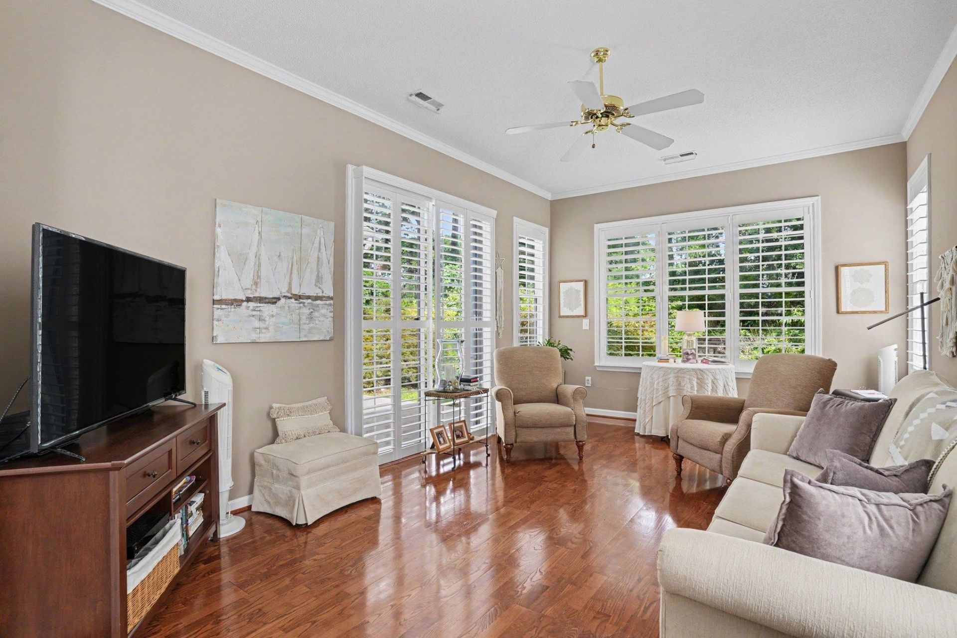 4345 Oakwood Circle Photo 17