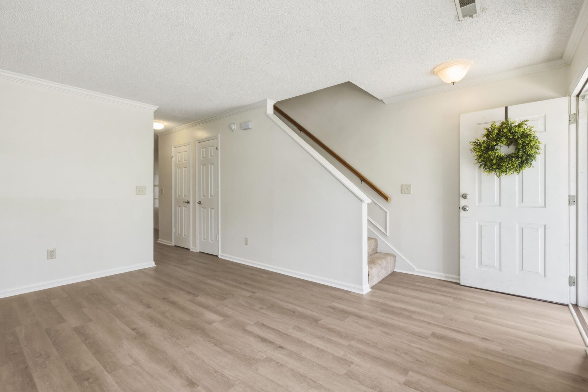 508 Arlington Drive Photo 5