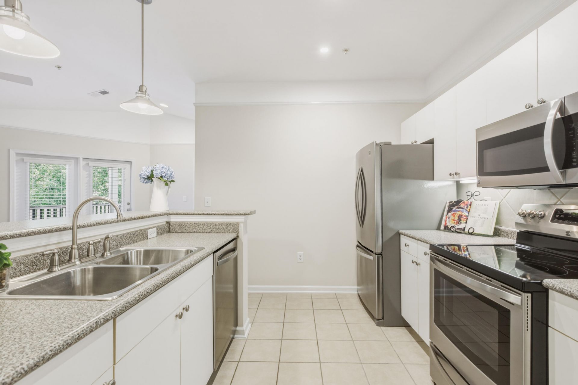 2534 Egret Crest Lane Photo 18