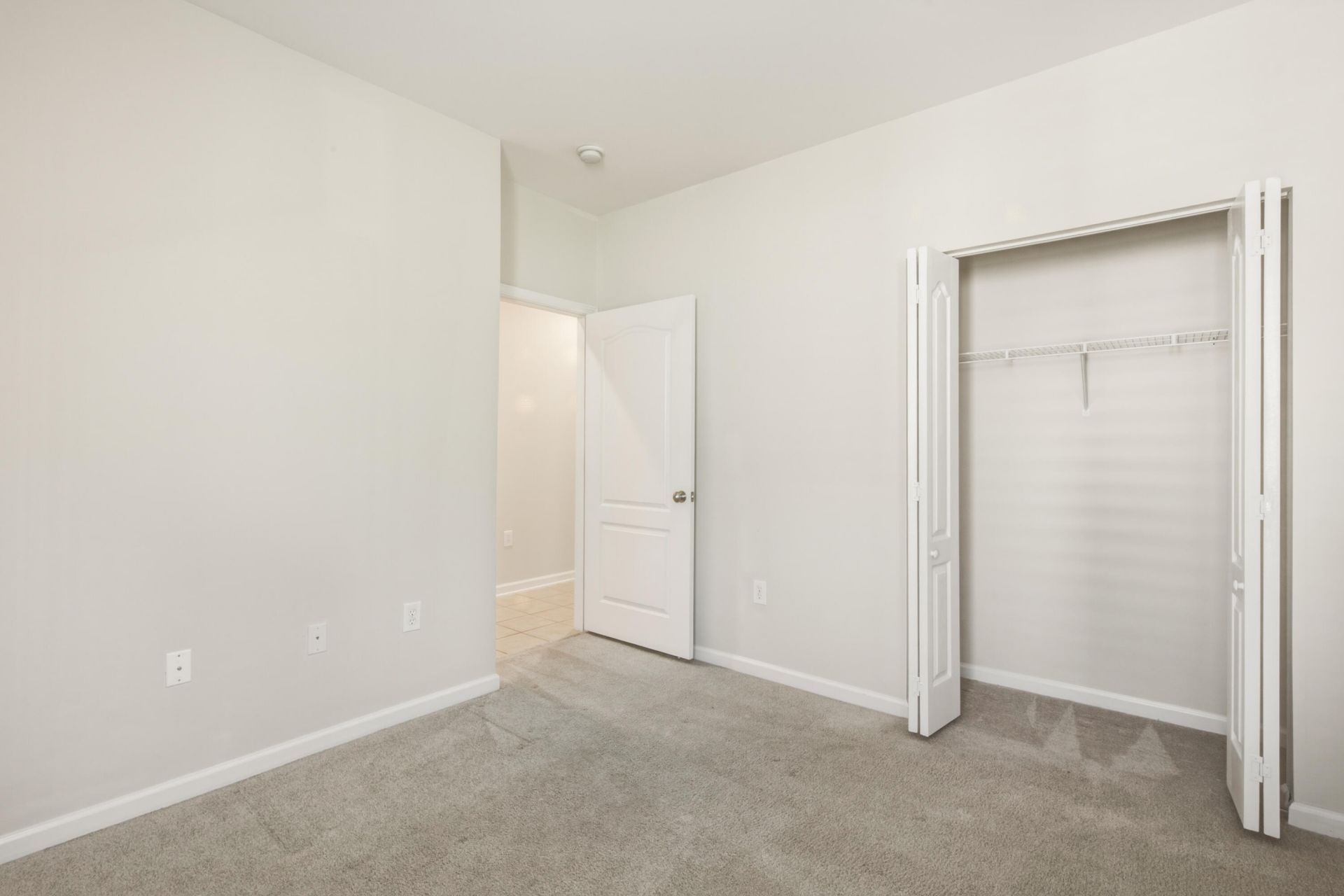 2534 Egret Crest Lane Photo 9