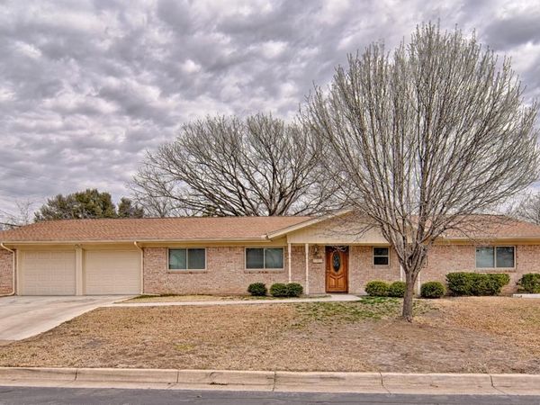7233 Overhill Road, Fort Worth, TX 76116
