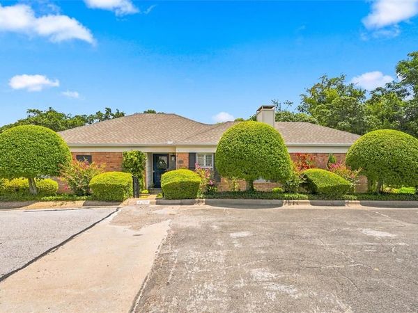 3209 Creekwood Circle, Waco, TX 76710