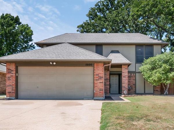 5600 Fox Hunt Drive, Arlington, TX 76017