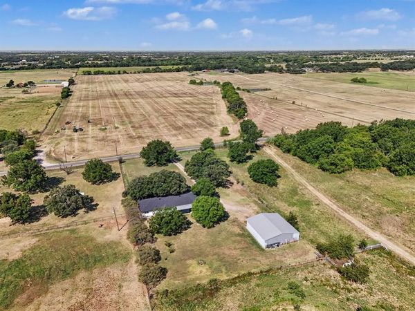 3845 County Road 415 , Alvarado, TX 76009