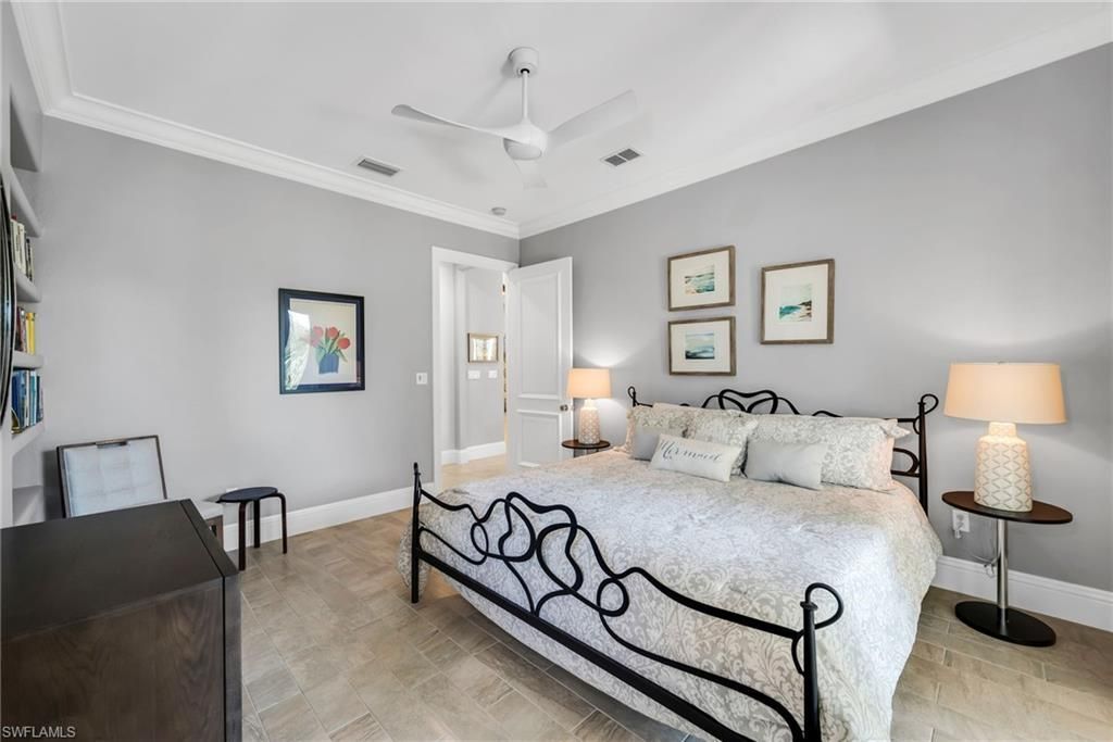 590 Putter Point Pl, Naples, FL 34103 Photo