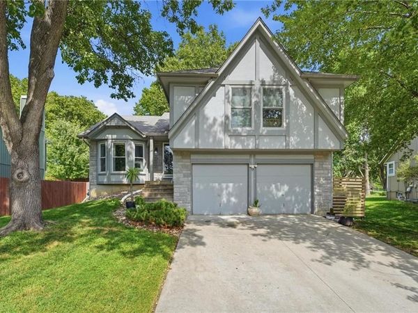 1004 N Keeler Street, Olathe, KS 66061