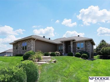19001 Cuming Circle, Omaha, NE 68022