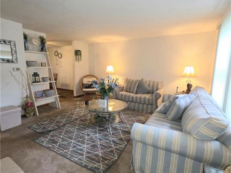 688 Hile Lane, Englewood, OH 45322 Photo 2