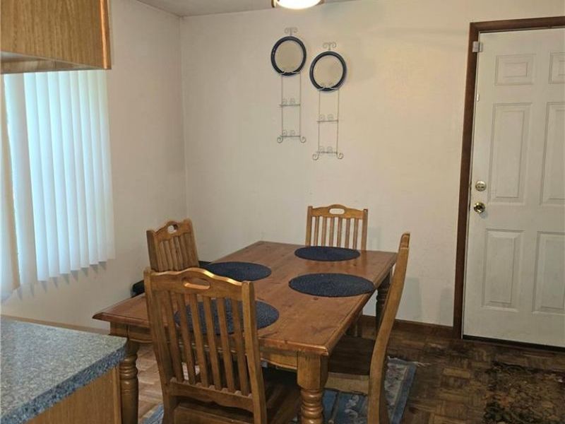 688 Hile Lane, Englewood, OH 45322 Photo 9