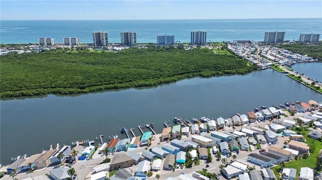 623 Nettles Boulevard, Jensen Beach, FL 34957 Photo