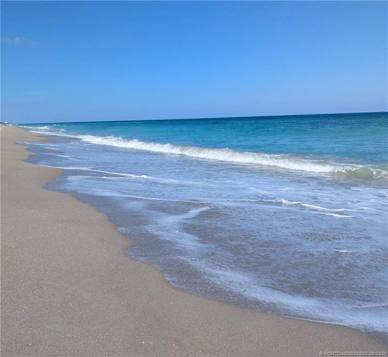 623 Nettles Boulevard, Jensen Beach, FL 34957 Photo