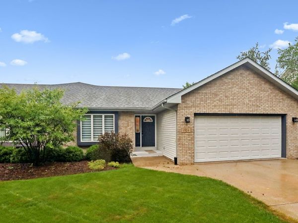 1924 Calla Drive , Joliet, IL 60435