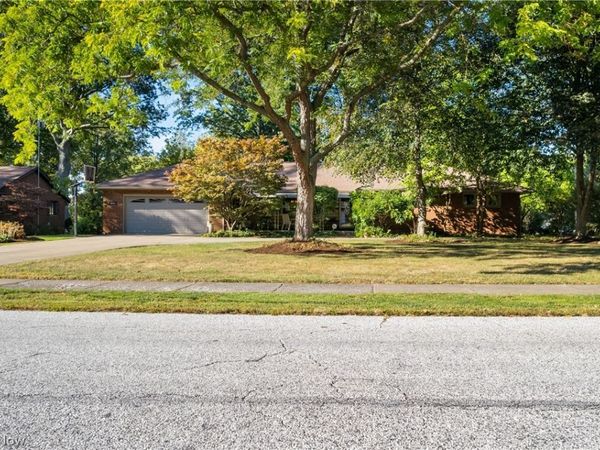 37523 Arlington Drive , Willoughby, OH 44094
