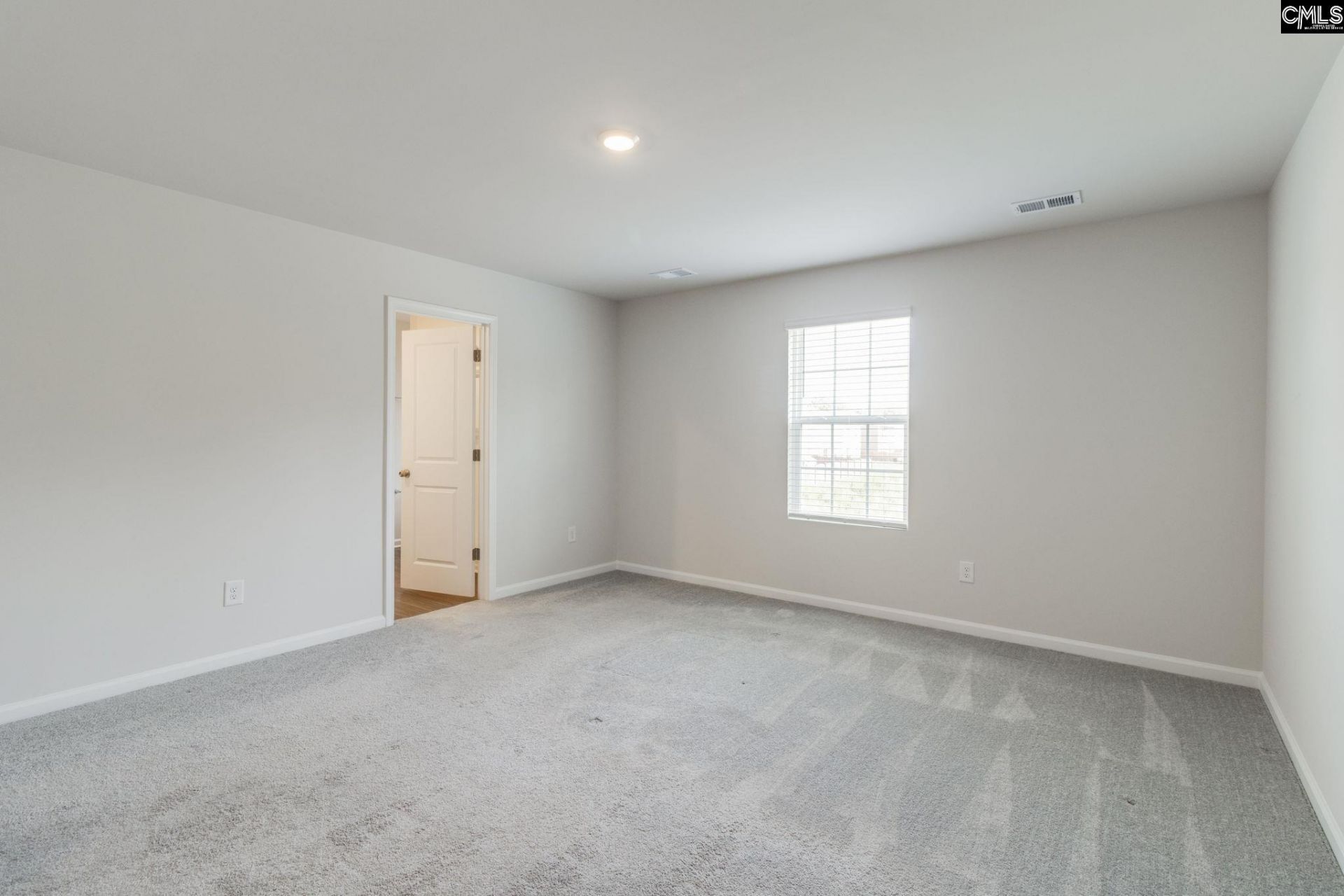 52 Shepherd Street  Photo 17