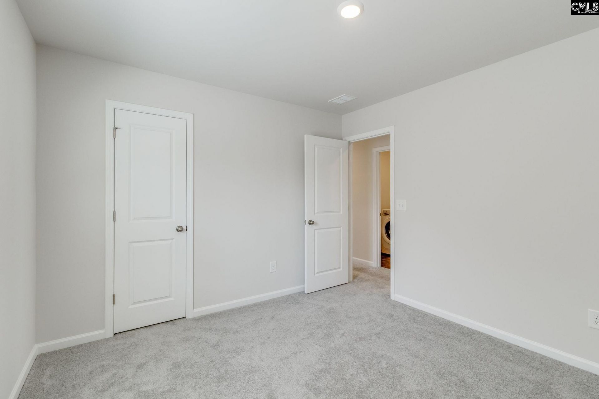 52 Shepherd Street  Photo 24