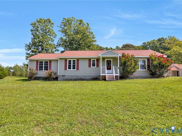 257 Lumbee Indian Road , Millers Tavern, VA 23115