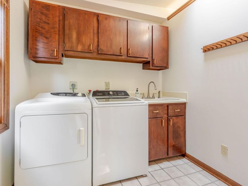 1350 Carriage Road , Powell, OH 43065 Photo 17