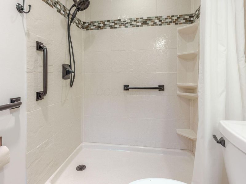 1350 Carriage Road , Powell, OH 43065 Photo 29