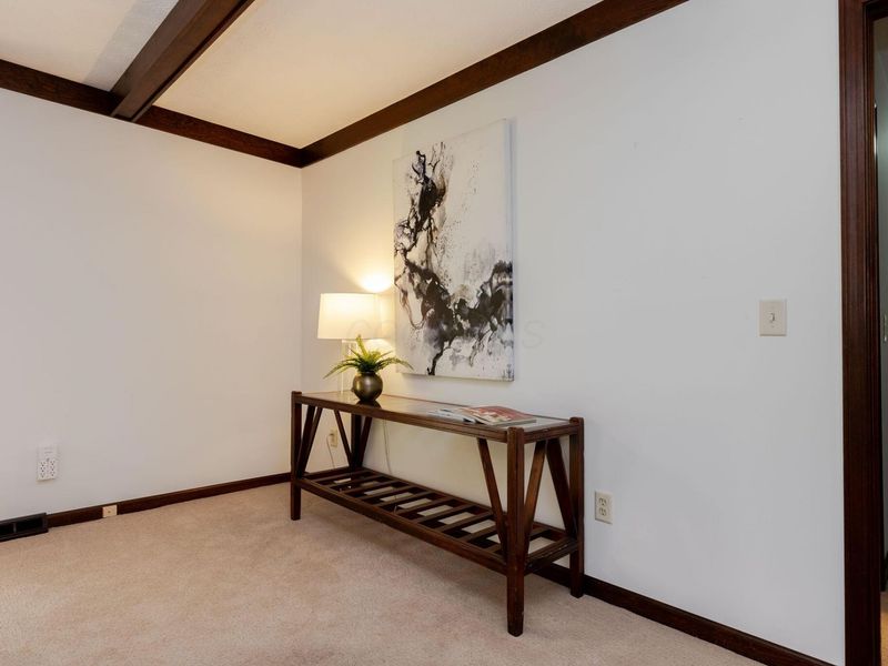 1350 Carriage Road , Powell, OH 43065 Photo 7
