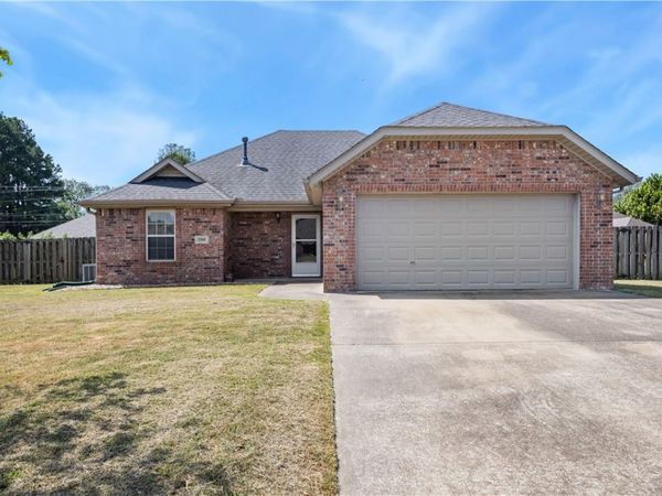 2369 Sara Alice Court , Fayetteville, AR 72701