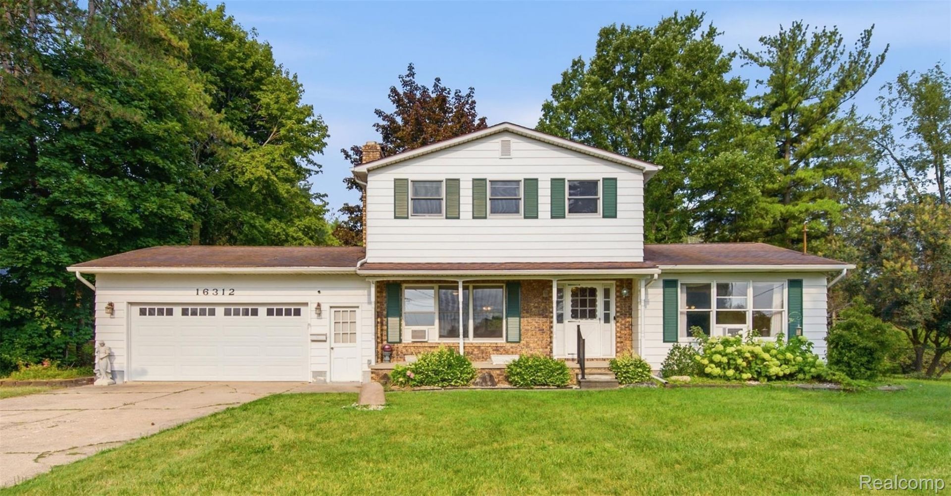 16312 Hi Land Trail, Fenton Township, Mi 48451 Main Photo