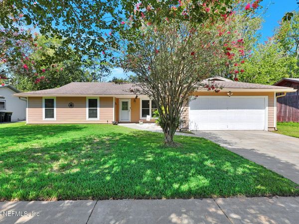 9872 LAZY HOLLOW Lane, Jacksonville, FL 32257