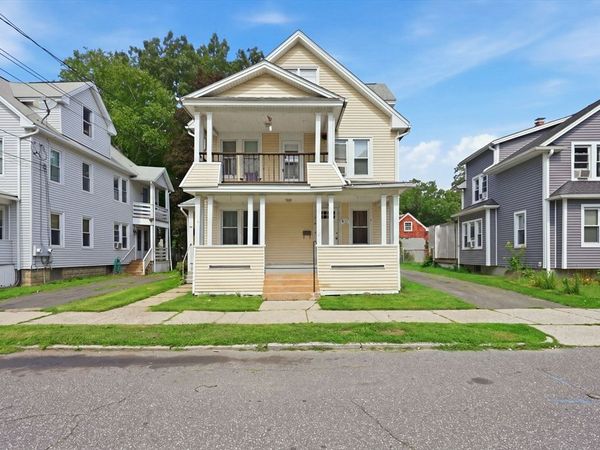 117-119 Groveland St, Springfield, MA 01108