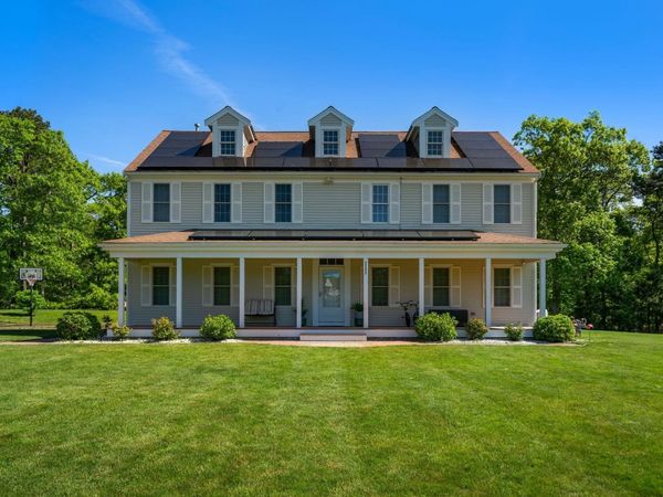 111 Sisters Cir, Yarmouth, MA 02675