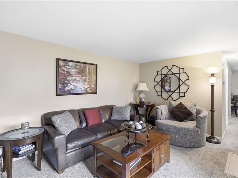 5569 Hummock Road, Trotwood, OH 45426 Photo 4