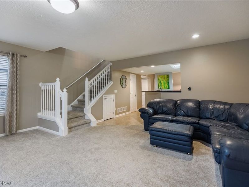 132 Sand Court, Unit 6, Fairlawn, OH 44333 Photo 14