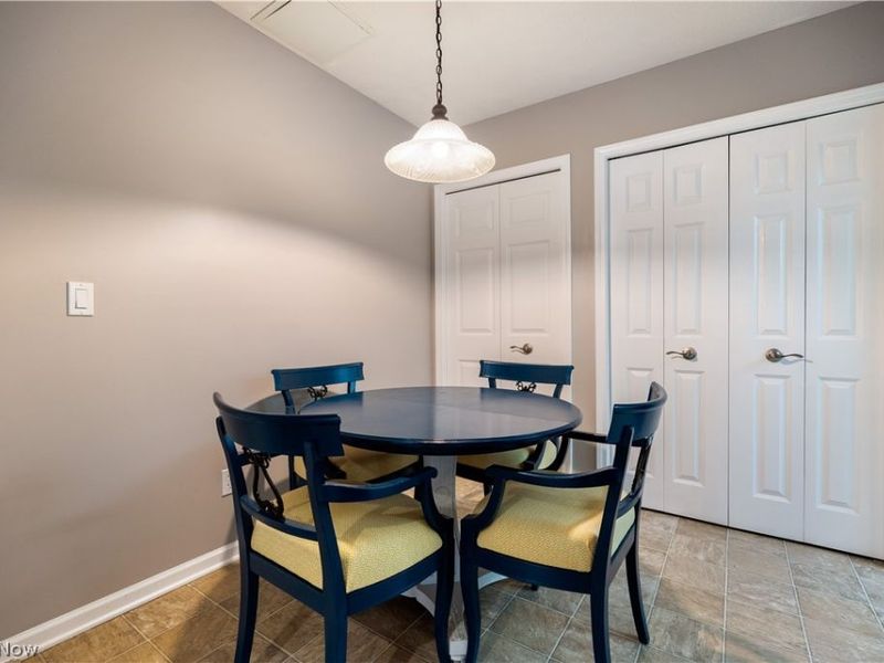 132 Sand Court, Unit 6, Fairlawn, OH 44333 Photo 6