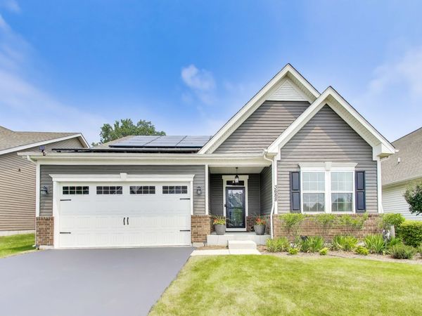 3688 Reddington Circle , Elgin, IL 60124