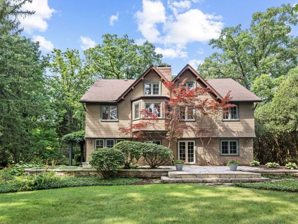 215 Prospect Avenue , Highland Park, IL 60035