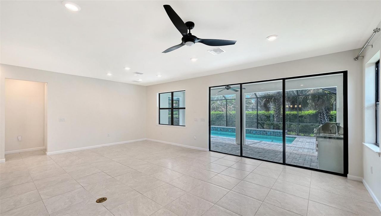 5721 Sweet Leaf Way, Sarasota, FL 34238 Photo