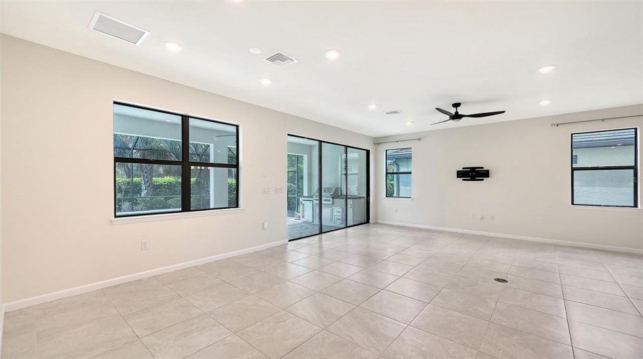5721 Sweet Leaf Way, Sarasota, FL 34238 Photo